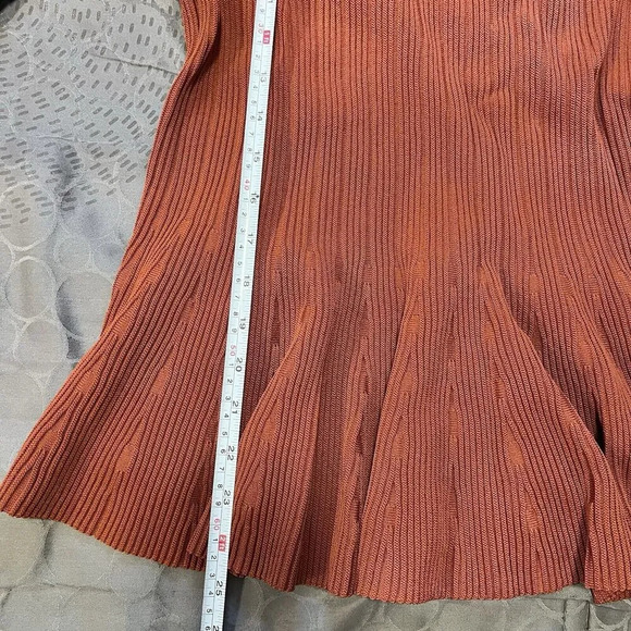 Eva Mendes by New York & Company Bell Sleeve Peplum Sweater Size Large - Picture 11 of 12